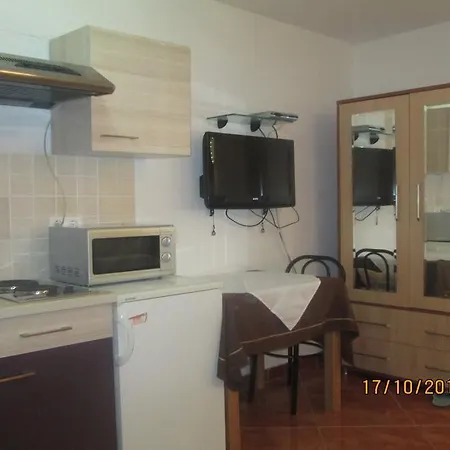 Nada Konukevi 3*