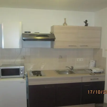 Guest house Nada