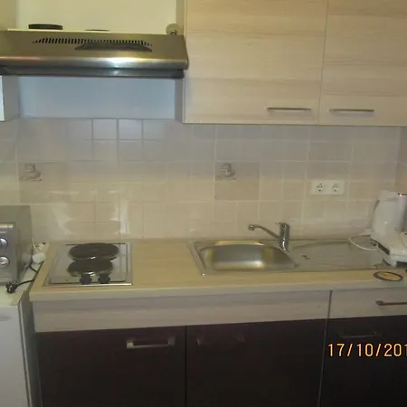 Nada Guest house