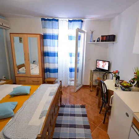 Guest house Nada 3*