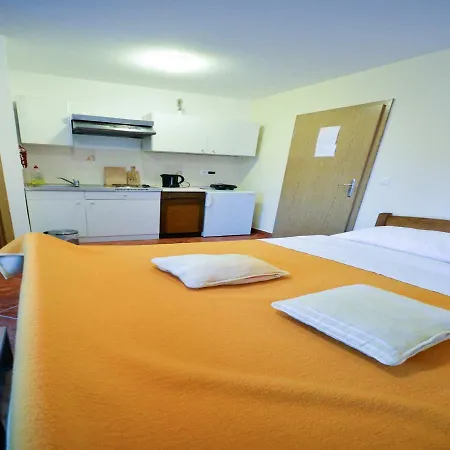 Nada Vendégház Zára