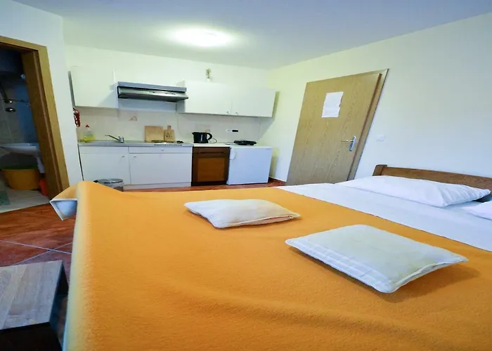 Nada 게스트하우스 자다르