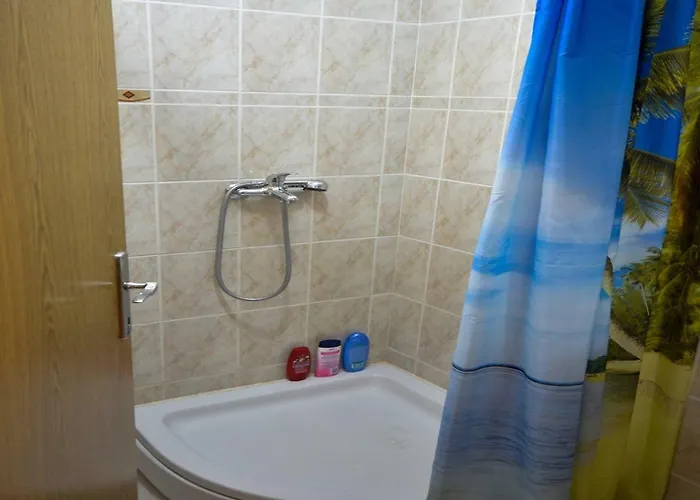 ゲストハウス Nada ザダル